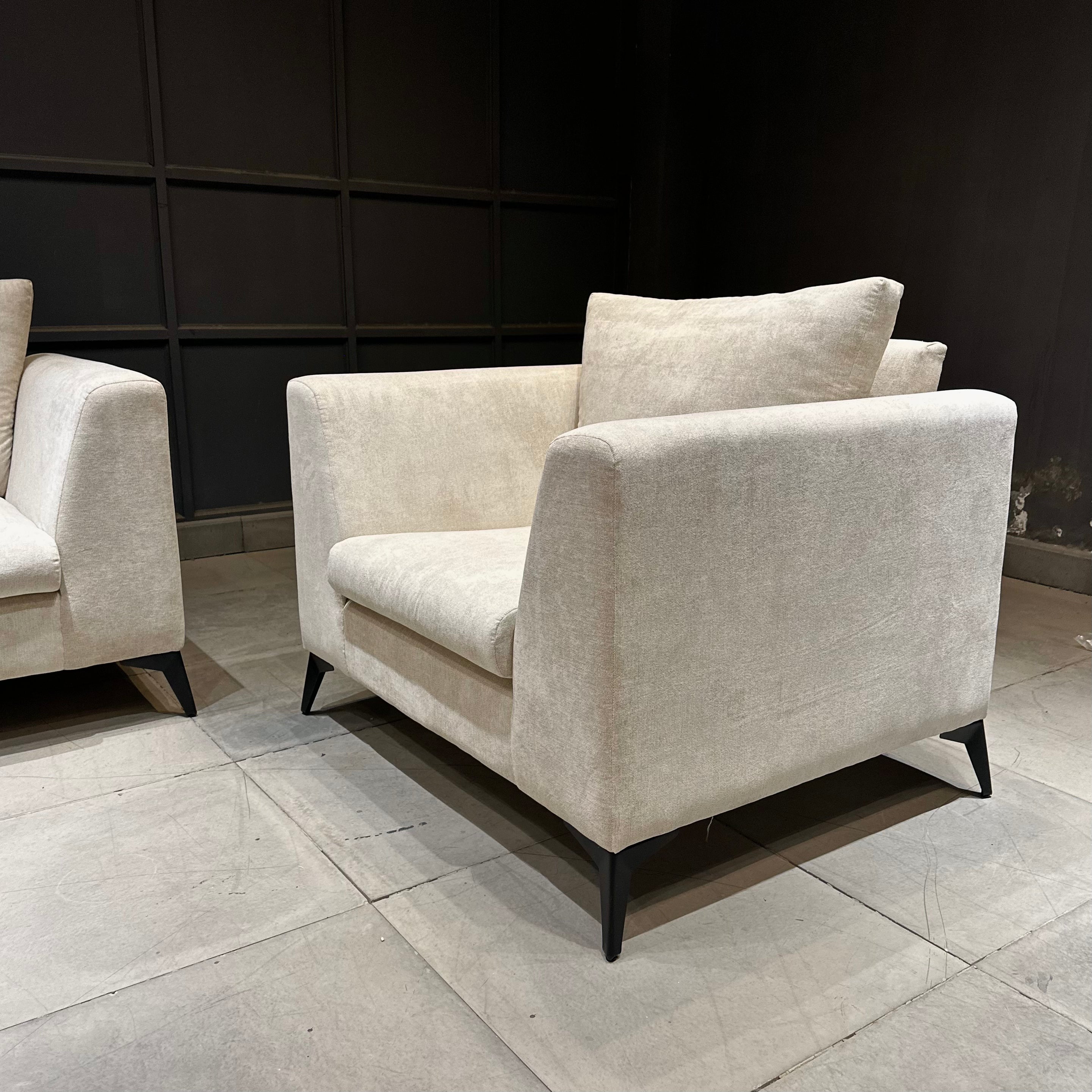 Bottom Tappered Sofa 3 Seater